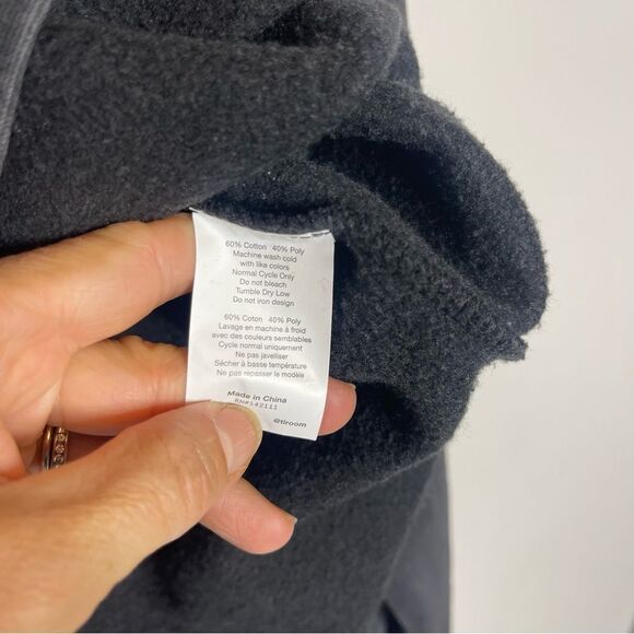 POLAR BEAR COCA COLA JUMPER IN Black The Laundry Room New - Picture 8 of 9